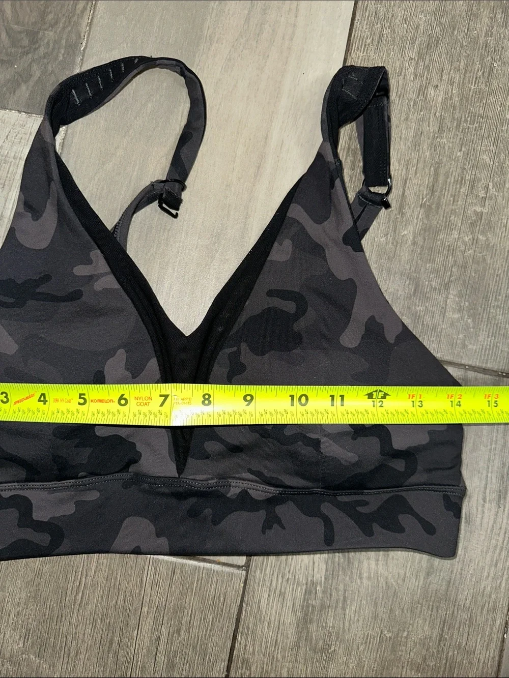 Zyia‎ Active Mesh Sports Bra Forest Camo Padded Adjustable Gym Size Medium